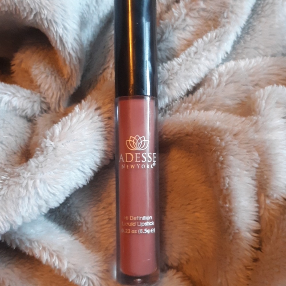 Adesse liquid lipstick
